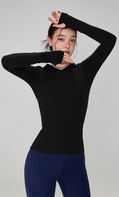 Les chemises de fitness portent un dessus de l'ajustement maigre avec une alimentation en OEM de conception sans couture