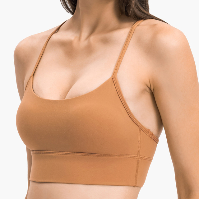 Soutiens-gorge à grande taille pour les femmes d'entraînement en forme de fitness Wear de haute qualité sexy croix de yoga
